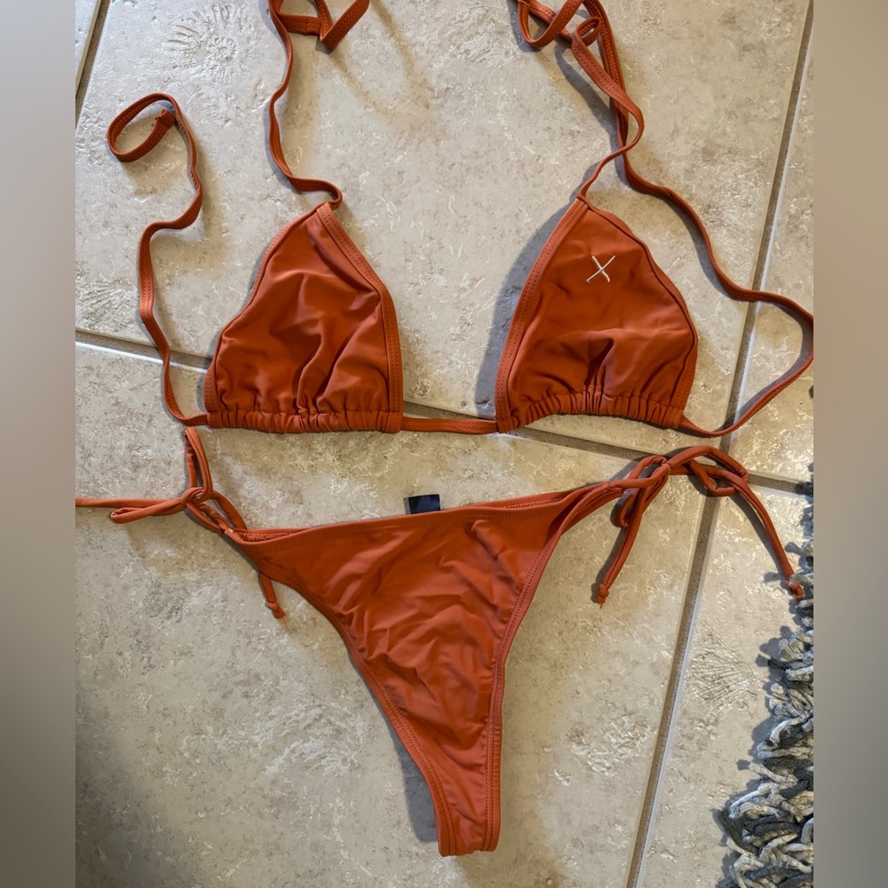 Boutine bikini